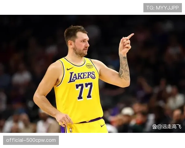 官方发布:NBA公布上周最佳球员,获奖者均来自赛程相对宽松的球队 官方发布:NBA公布上周最佳球员,获奖者均来自赛程相对宽松的球队