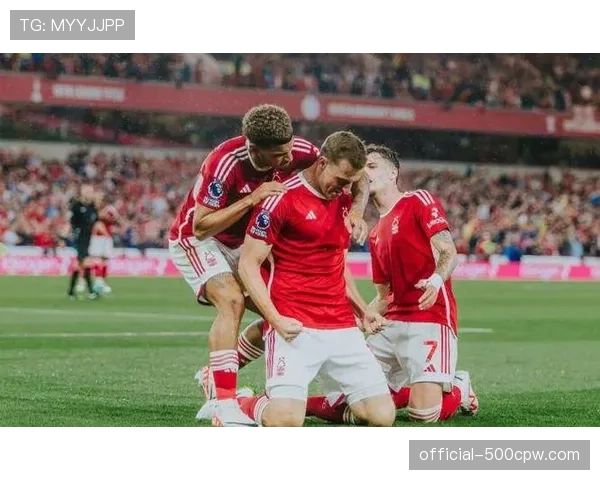 诺丁汉森林确认两名主力球员因伤提前告别本赛季剩余比赛 诺丁汉森林确认两名主力球员因伤提前告别本赛季剩余比赛